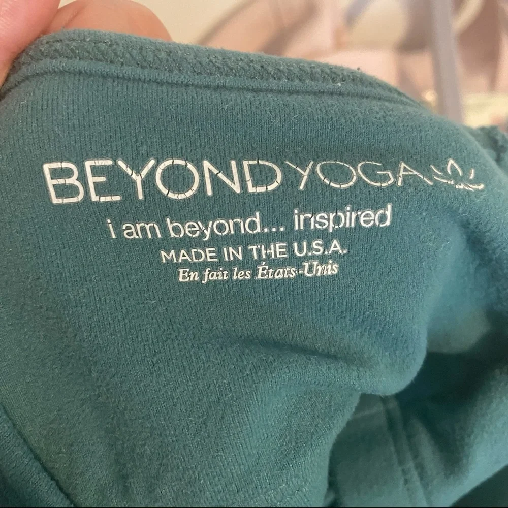 Beyond Yoga Green Tank Top - Picture 4 of 5
